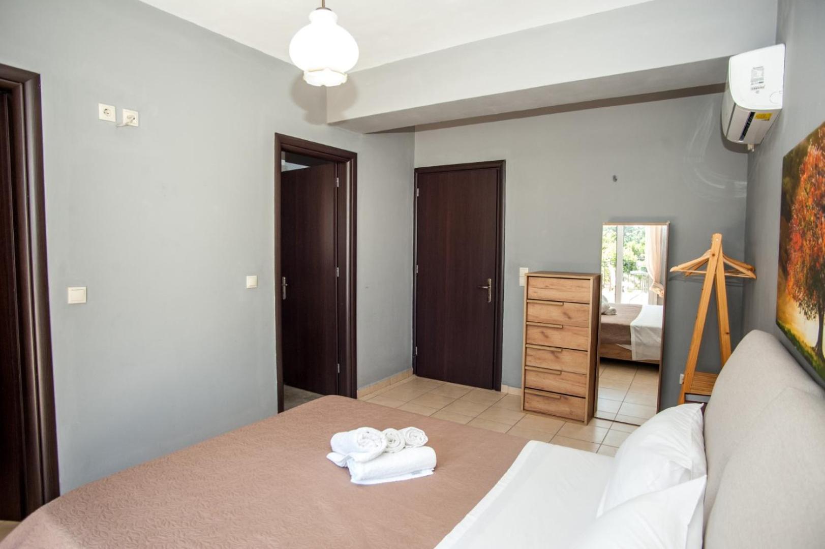 Gravanis IR Home Pesádha Extérieur photo